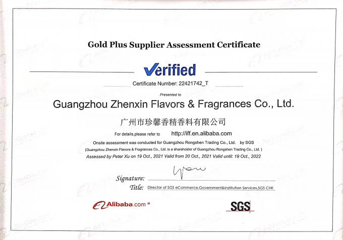 紫色 の ラベンダー の ろうそく を 作る ため に 長く 持続 する 香り の ろうそく の 香り 8